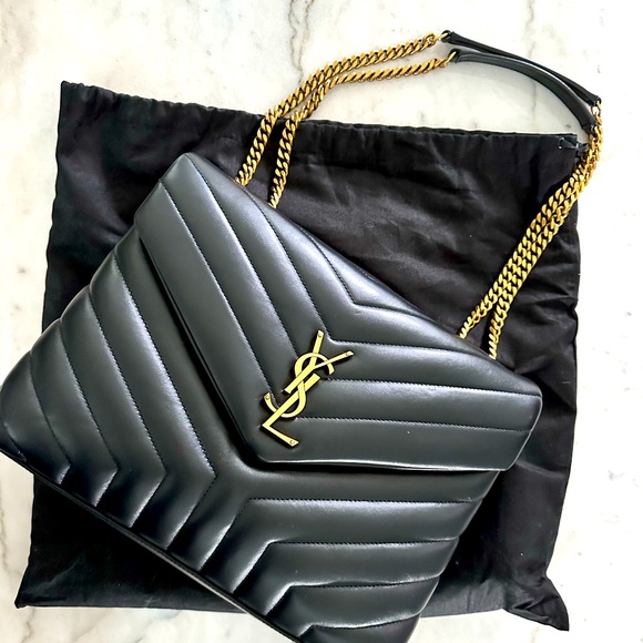 Loulou Medium YSL Shoulder Bag in Quilted Leather - New - Picture 1 of 4